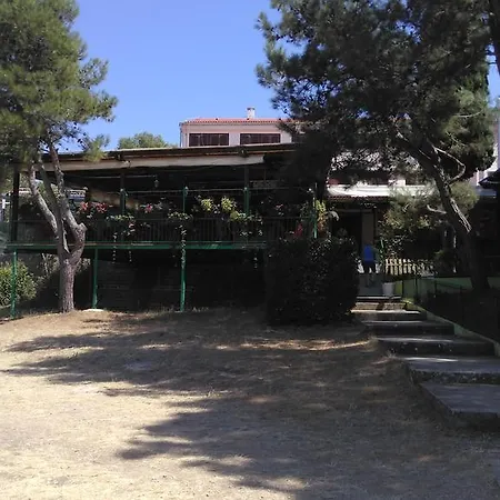 Mobile Cinzia 度假居 *